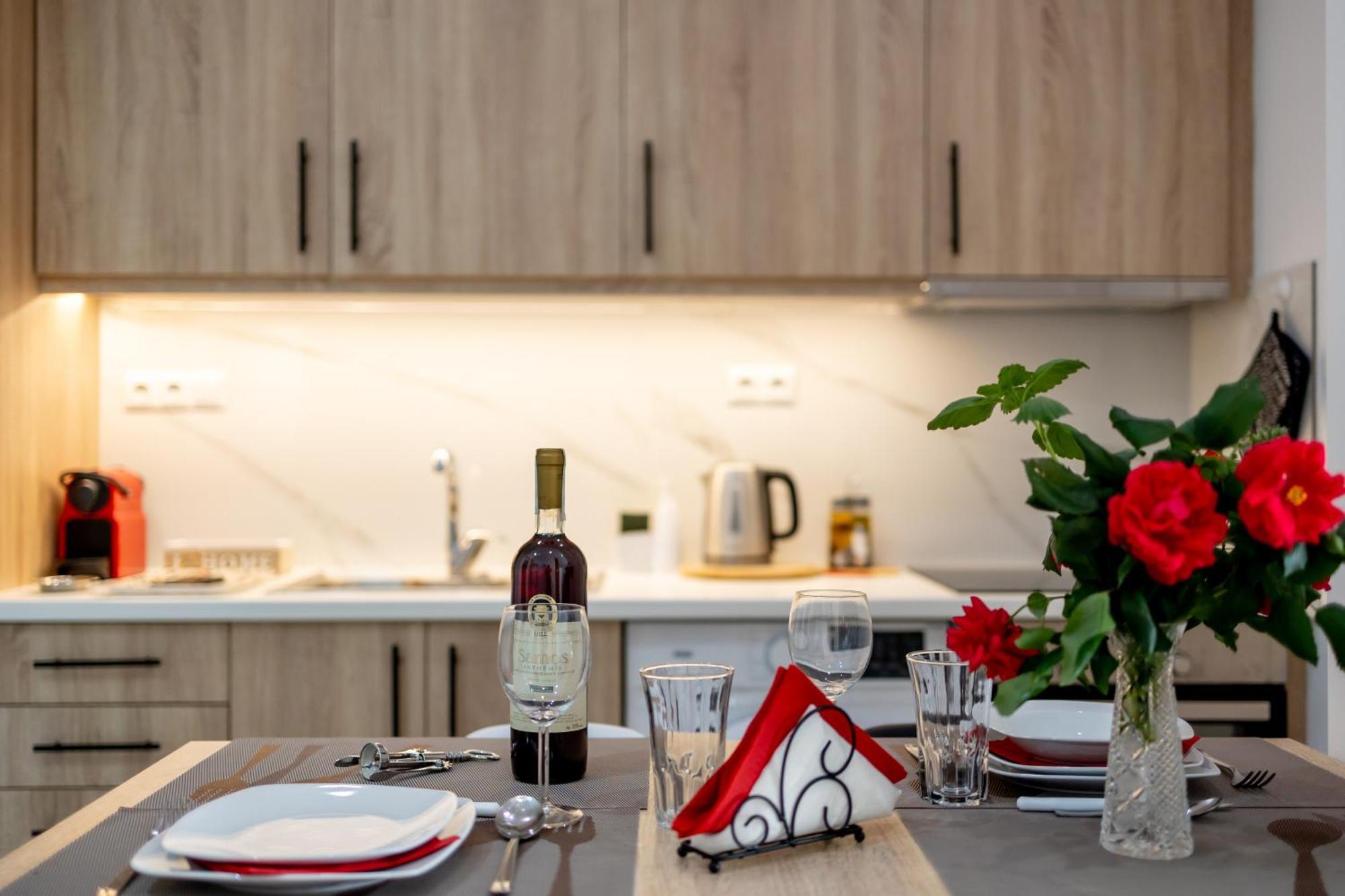 Pagani Urban - Premium Private Apartment Kalamata Exteriör bild